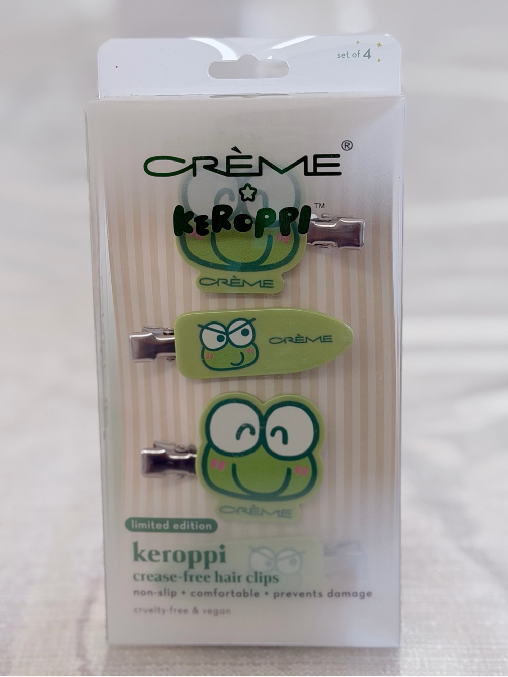 Limited edition The Crème Shop x Keroppi Green Hair Clips - Set of 4